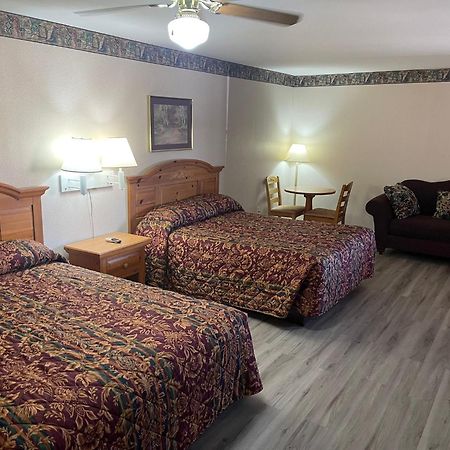 Lakeside Inn & Suites By Oyo Mathis I 37 Eksteriør billede