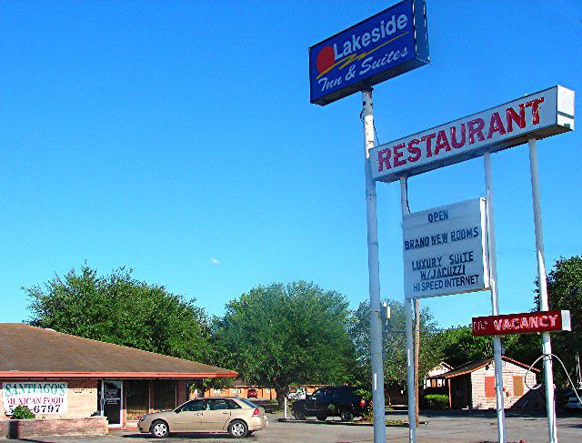 Lakeside Inn & Suites By Oyo Mathis I 37 Eksteriør billede